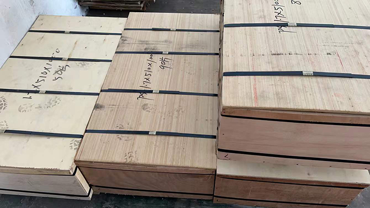 In Jan, HOTSALES, United Arab Emirates customer order 3 cartons zinc plates.