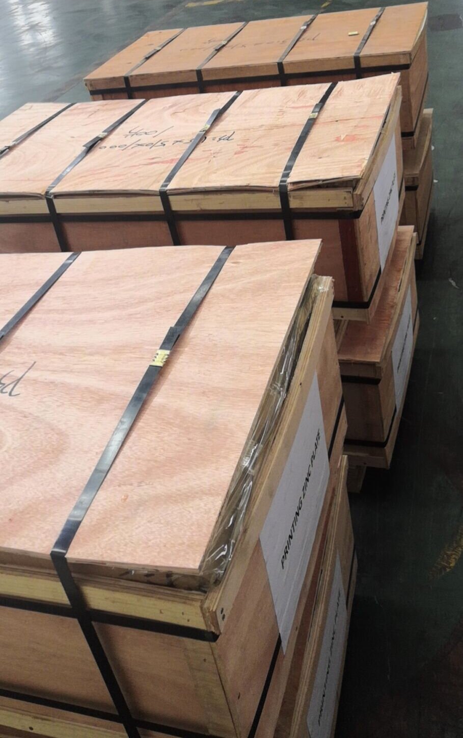 Customer in New Zealand ordered etching zinc plates