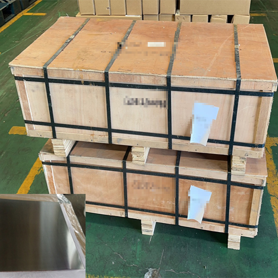 On May 20, 200 printing zinc sheets were packaged and shipped to customers in Greece.